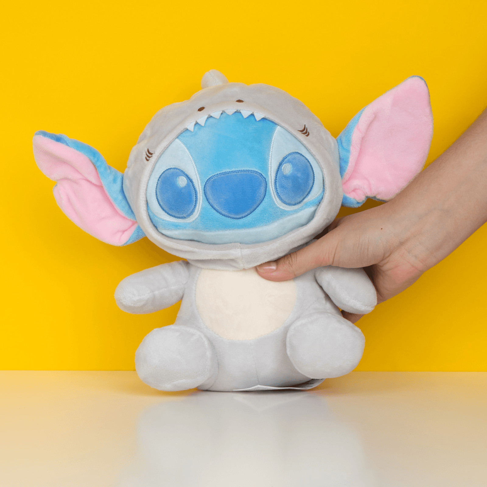 Peluche Stitch con disfraz Miniso